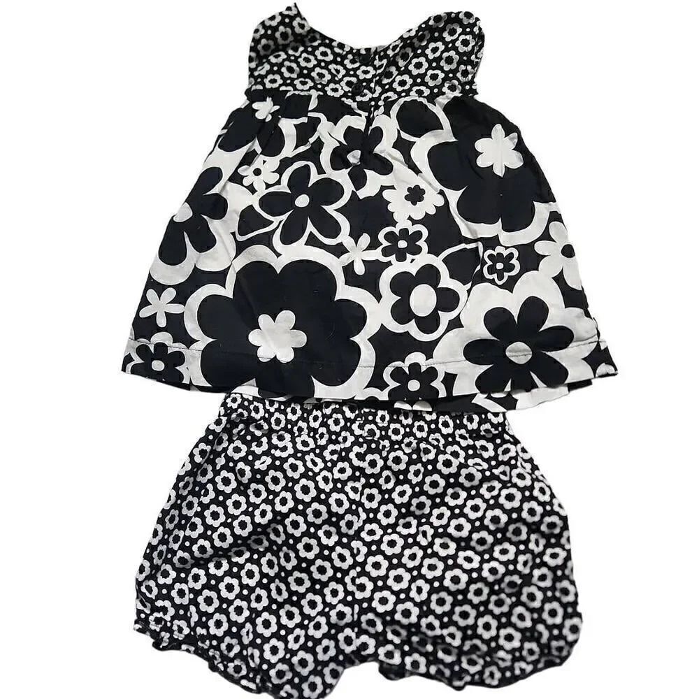Carter's Baby Girl Black & White Floral Print Two Piece Shorts Outfit - Size 12